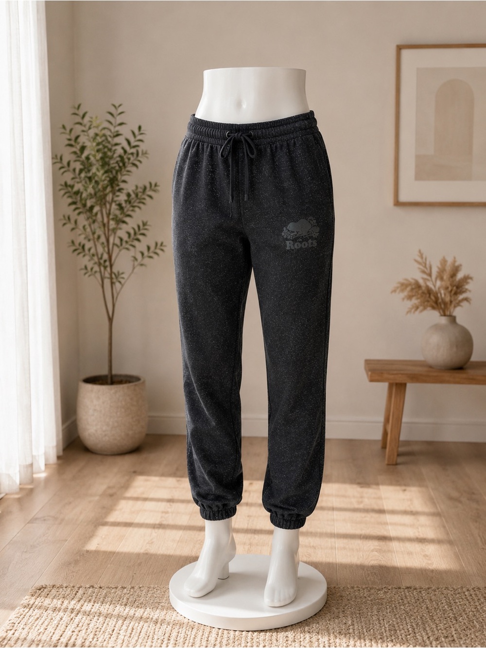 Roots Women’s Jogger Sweatpants – Size S